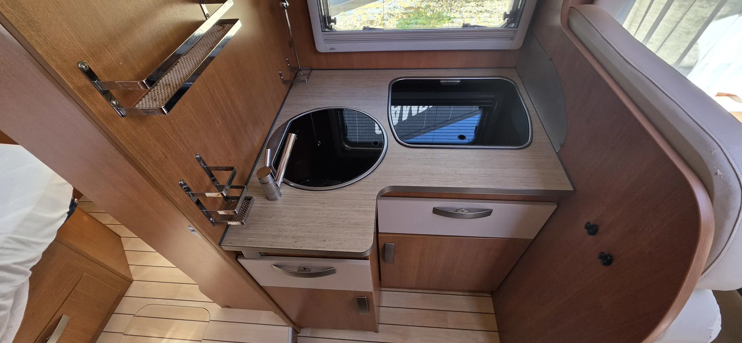 Image Pilote P 730 Aventura 